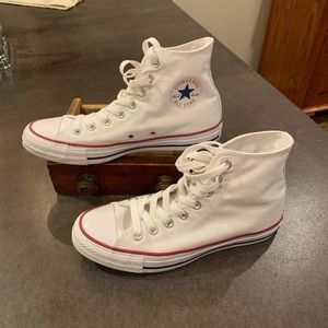 Chuck Taylor All Star White High Top Converse New